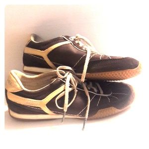 Diesel Dacosta Brown leather suede sneakers size 5
